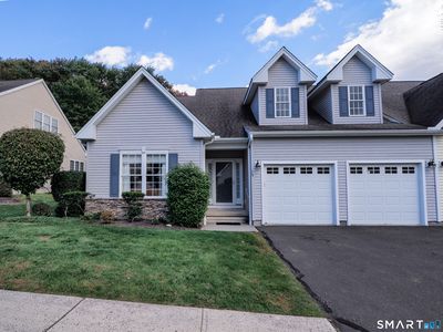 15 Hampshire Drive #15
