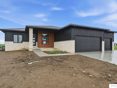 8921 Dragonfly Ln