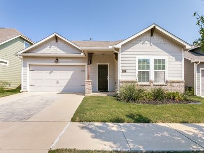 2217 Paxton Way