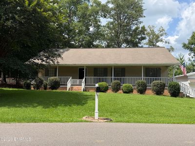 5225 Rainbow Pkwy