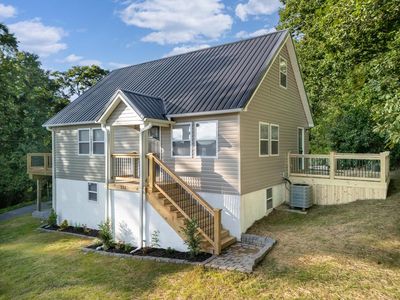 231 Sunrise Ave