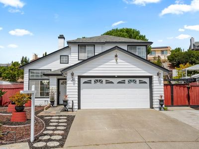 106 Carousel Dr