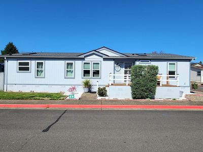 3025 Hollyridge Loop NE