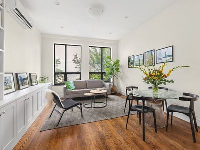 655 Franklin Ave APT 2R