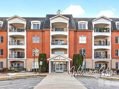 323 Regency Pl