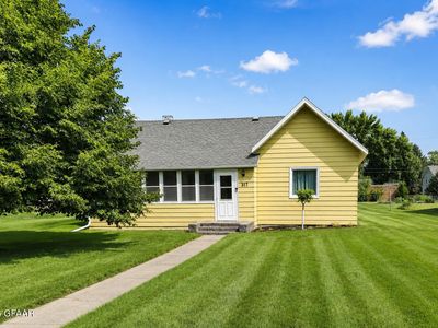 Property at 317 2nd St, Thompson, ND