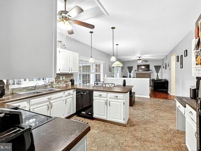 104 Red Oak Dr