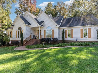 705 Birkdale Dr