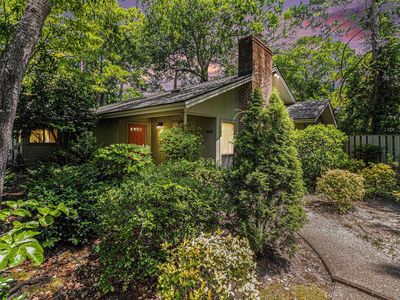 986 Briarwood Dr.