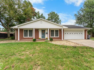 1521 Robin Hood Dr
