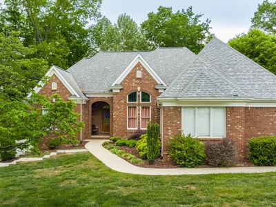 45 Edgewater Dr