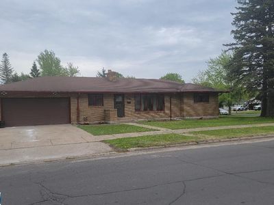 3112 Outer Dr