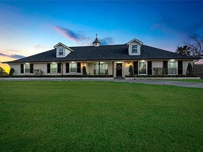 527 Legendre Dr
