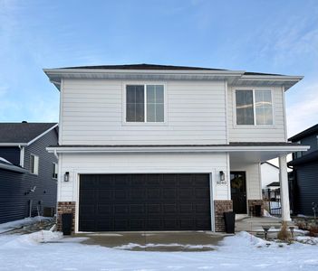 Property at 8040 Goldfinch Dr, Horace, ND