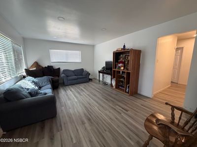 205 W Taft St