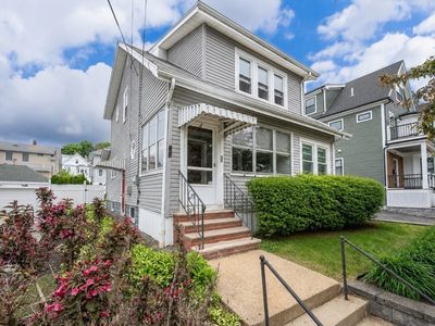 32 Burget Ave