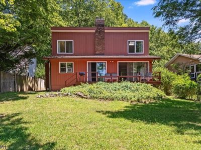 907 Plymouth Lake Dr