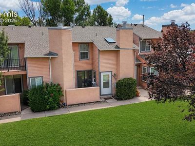 6608 Bobtail Dr