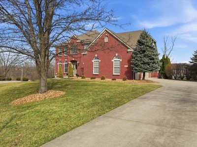 913 Ashridge Ct