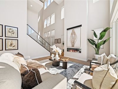 1135 Poppy Ct