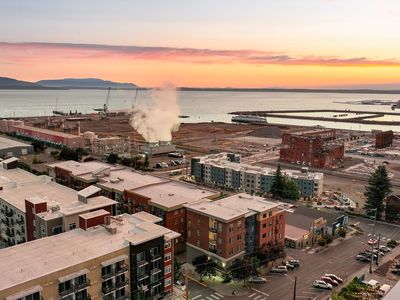 1015 Railroad Avenue #402