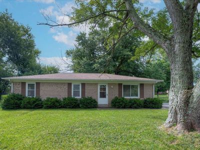 304 Oakwood Dr