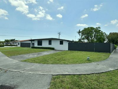 8350 SW 12th Ter