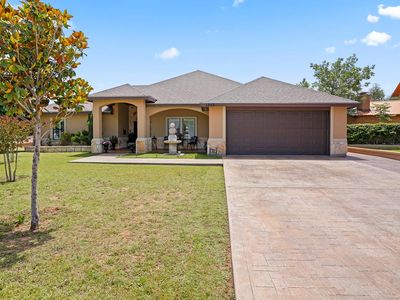 1202 Terrace Cir