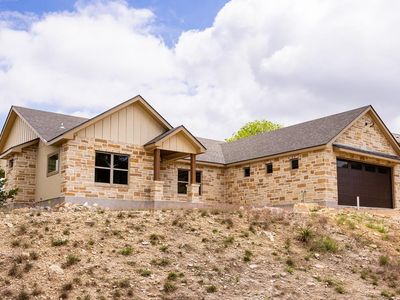 200 Castle Pines Dr