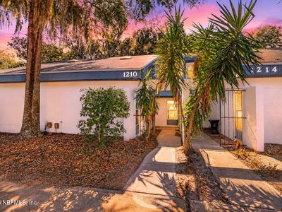 1210 WONDERWOOD Drive