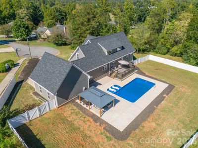 6 Leisure Cir