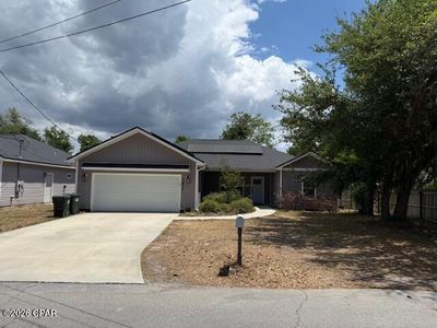 1611 Montana Ave