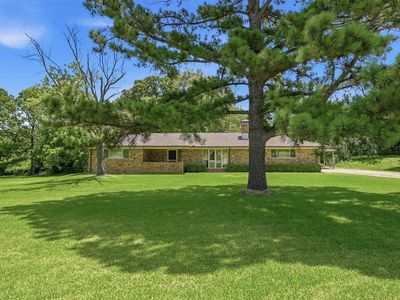 820 Layne Dr
