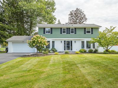 3 Rensselaer Dr