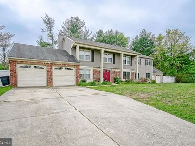 Property at 514 Meadow Ct, Mount Laurel, NJ