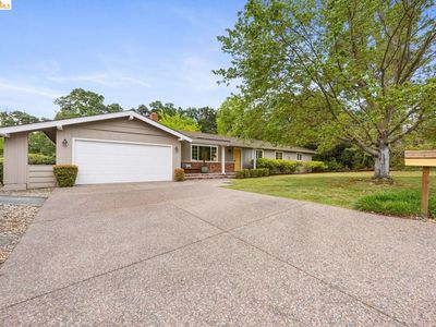 105 Linda Ln