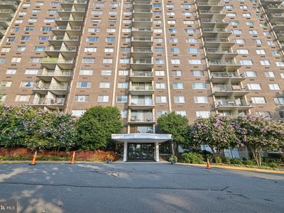 2059 Huntington Ave APT 1106