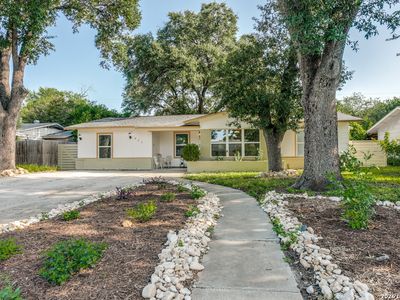 451 Hialeah Ave