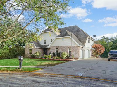 11305 Hummingbird Ln