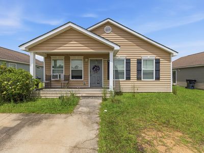 16 Veranda Dr