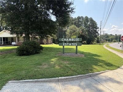 2810A Brookfield Cir