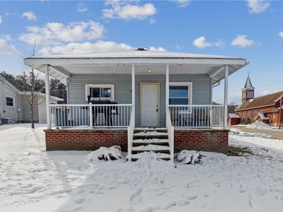 109 East Winter Avenue