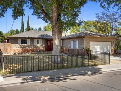 2905 Debbie Ln