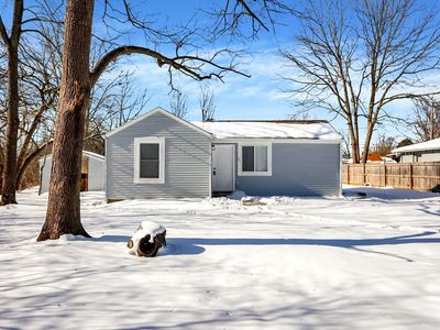 1466 S Worth Ave