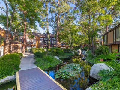10651 Lakefront Dr