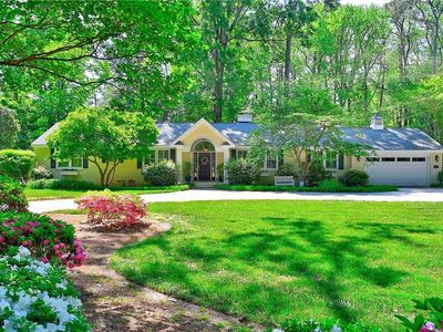 1400 N Woodhouse Rd