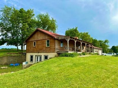 9211 Snake Rd