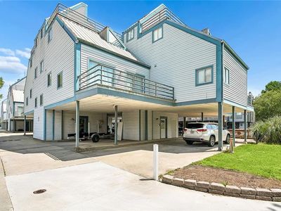 141 Highway 22 E APT C4