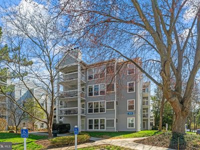 Property at 3179 Summit Square Dr #2-E1, Oakton, VA