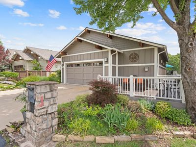 2371 Melody Point Cir